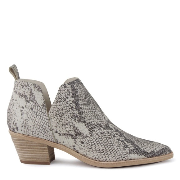 Dolce Vita Women's Sonni Snakeskin Ankle Bootie size 8 - Picture 2 of 9